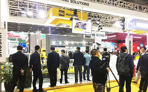 上海东方传媒第一财经拍摄沪工意大利CEA展位 上海东方传媒第一财经拍摄沪工意大利CEA展位